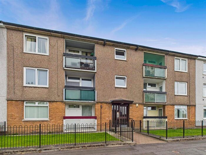 2 Bedroom Flat For Sale In Tarfside Gardens, Glasgow, G52