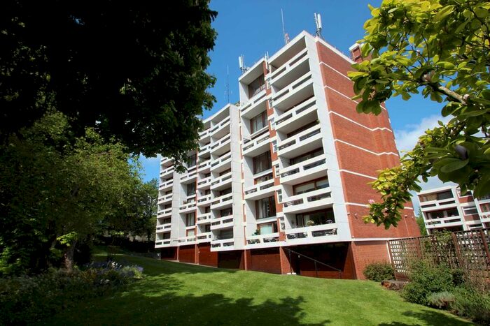 2 Bedroom Flat To Rent In Southwood Lawn Road, Highgate, N6