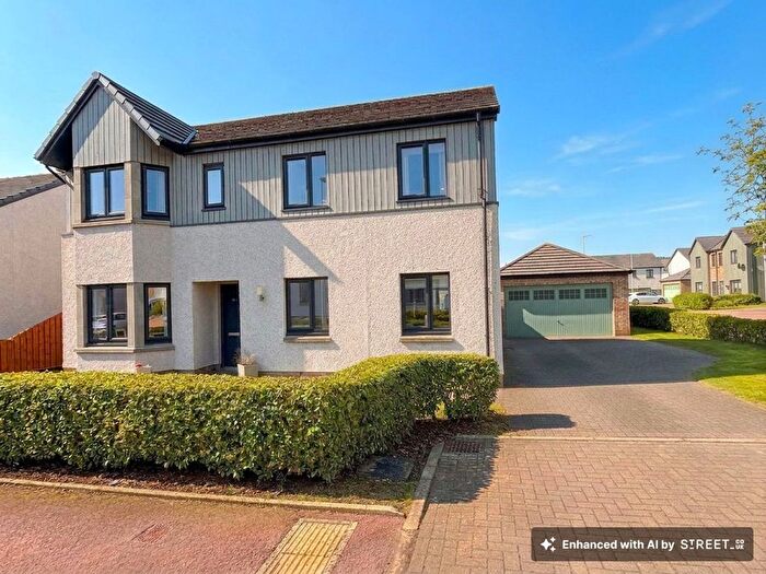 4 Bedroom Detached House For Sale In Baillie Crescent, Alford, AB33