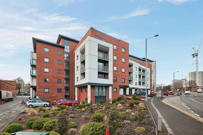 2 Bedroom Apartment To Rent In The Quadrant, Sand Pits, Birmingham, B1