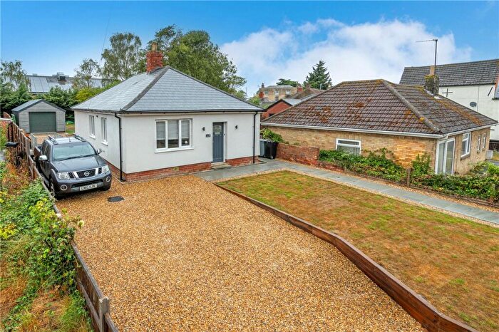 3 Bedroom Bungalow For Sale In St. Peters Road, Bourne, Lincolnshire, PE10