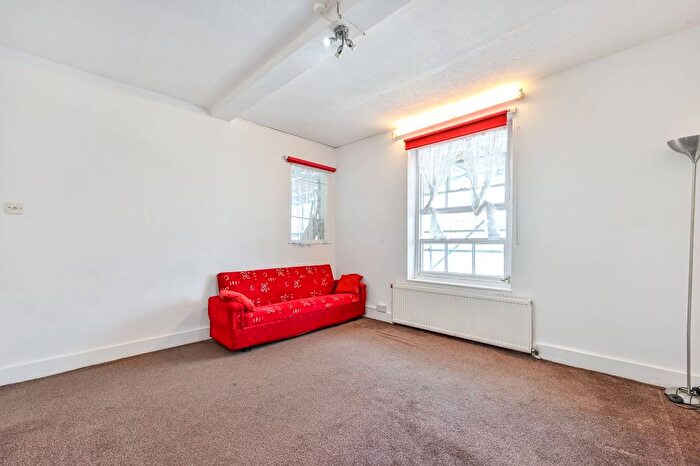 1 Bedroom Flat To Rent In Derby Lodge, King's Cross, London, WC1X