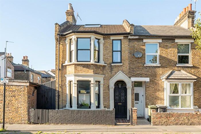 4 Bedroom House For Sale In Farmer Road, Leyton, E10