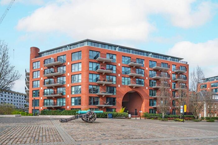 3 Bedroom Flat For Sale In Minotaur House, Woolwich Riverside, London, SE18