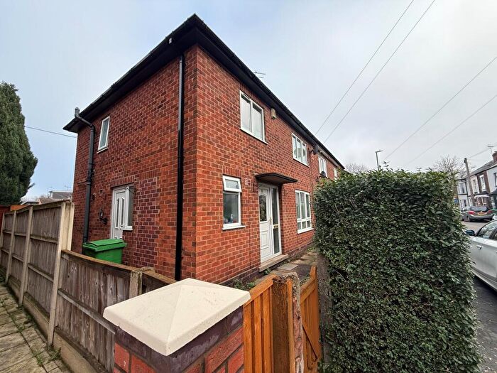 4 Bedroom House To Rent In Claude Street, NG7