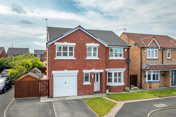 4 Bedroom Detached House For Sale In Meadowbank, Dudley, NE23