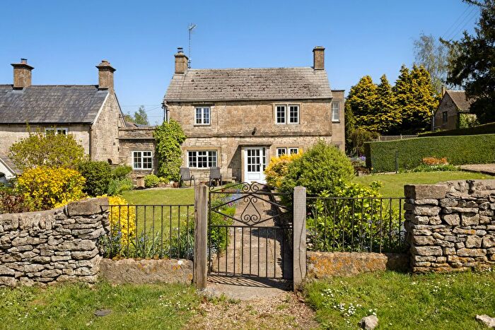 4 Bedroom Detached House For Sale In Eastcombe, Stroud, GL6