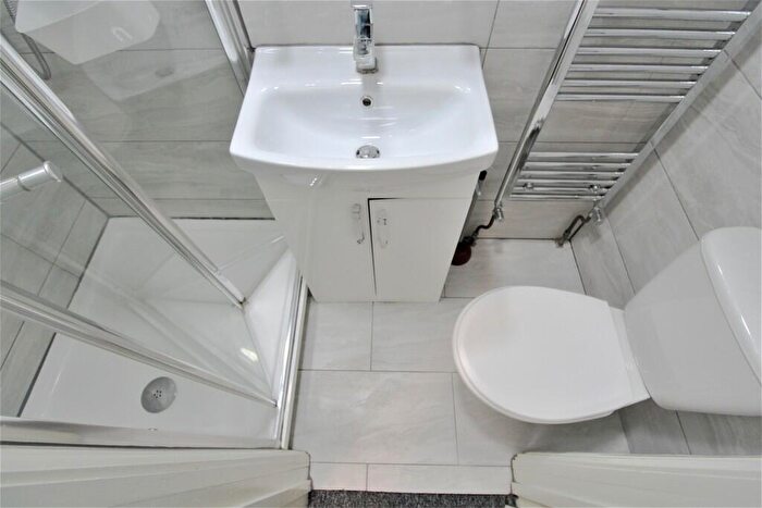 5 Bedroom Terraced House To Rent In Langwood Close, Coventry, CV4