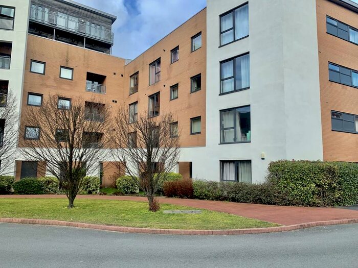 2 Bedroom Apartment To Rent In Ellerman Road, L3