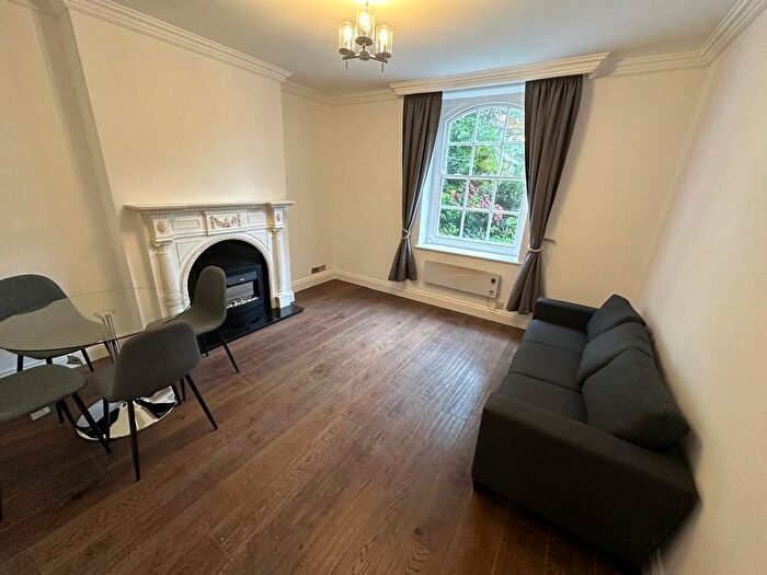 2 Bedroom Flat To Rent In Grove End Road, London, NW8