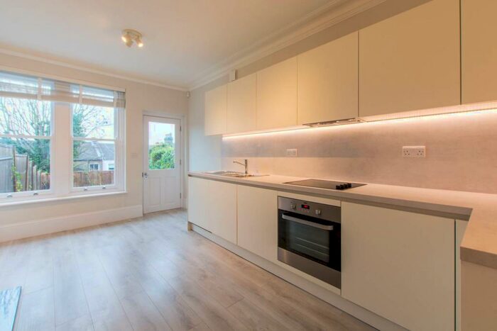 5 Bedroom House To Rent In Harberton Road, Whitehall Park, London, N19
