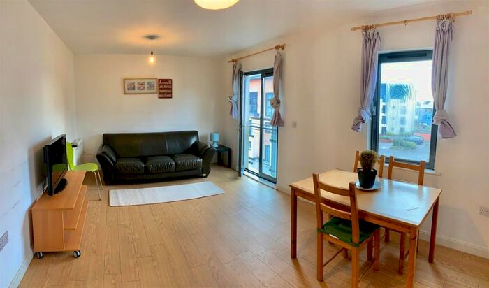 2 Bedroom Flat To Rent In St. Catherines Court, Maritime Quarter, Swansea, SA1
