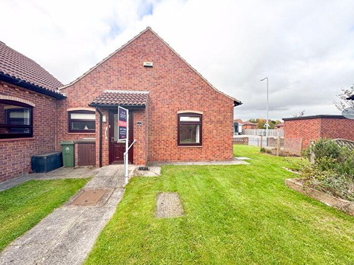 1 Bedroom Detached House For Sale In Kings Court, Grimsby, DN34