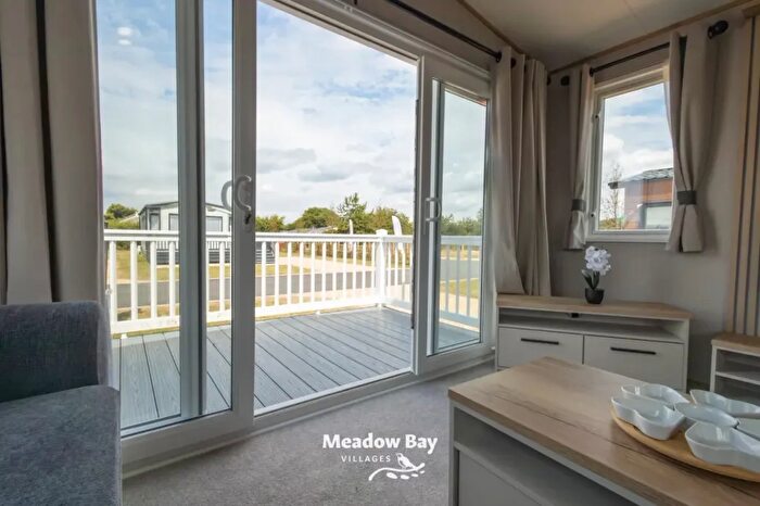 2 Bedroom Park Home For Sale In Manor Road, Hayling Island, PO11