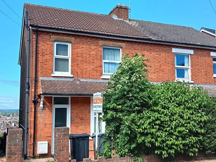 3 Bedroom Semi Detached House For Sale In Baltic Road, Tonbridge, TN9