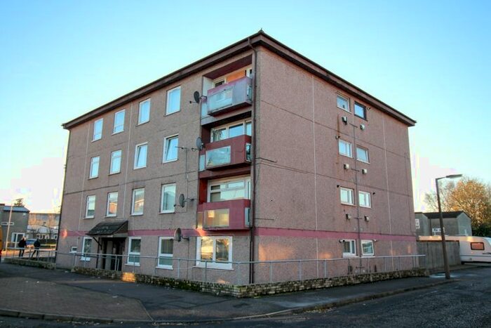 2 Bedroom Flat To Rent In Glenbervie Road, Grangemouth, FK3