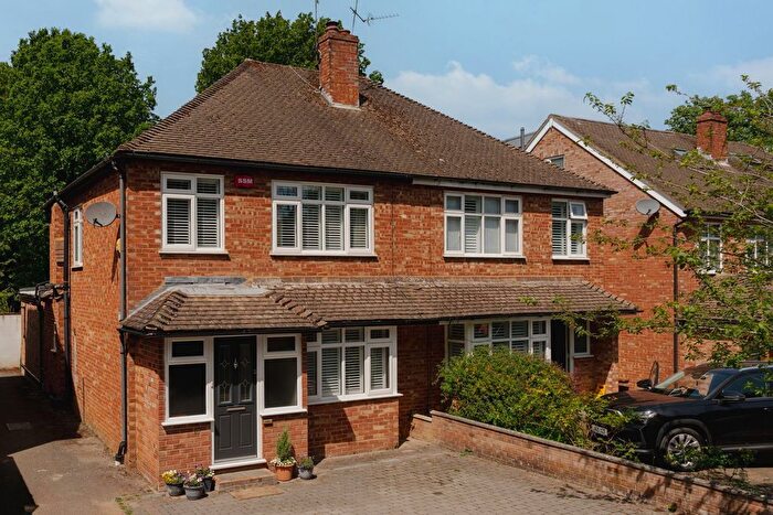 3 Bedroom Semi-Detached House For Sale In Uplands Close, Sevenoaks, TN13