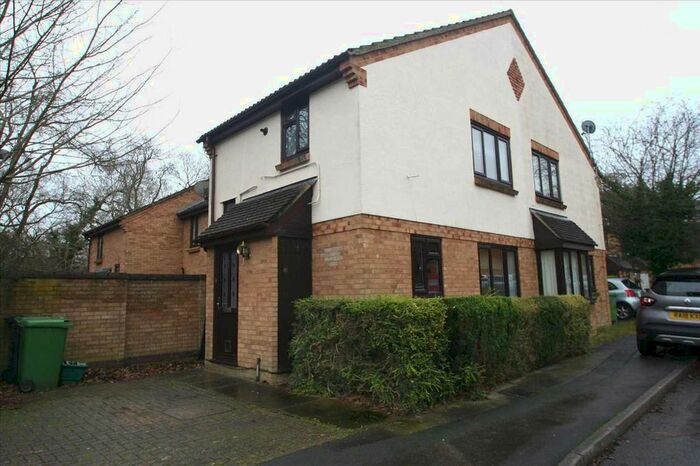 1 Bedroom Terraced House To Rent In Chineham, Basingstoke, Hants, RG24