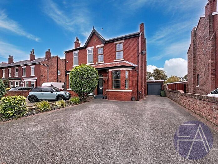 3 Bedroom Semi-Detached House To Rent In Liverpool Road, Southport, PR8