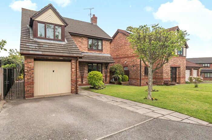 4 Bedroom Detached House For Sale In Llys Derwen, Higher Kinnerton, Chester, CH4