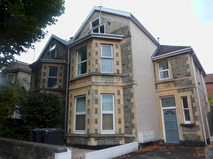 2 Bedroom Flat To Rent In Cranbrook Road, Redland, Bristol, BS6