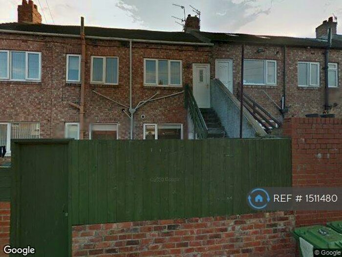 3 Bedroom Flat To Rent In Baker Gardens, Dunston, Gateshead, NE11