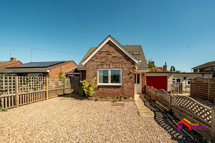 2 Bedroom Detached House To Rent In The Green, Cheddington, LU7