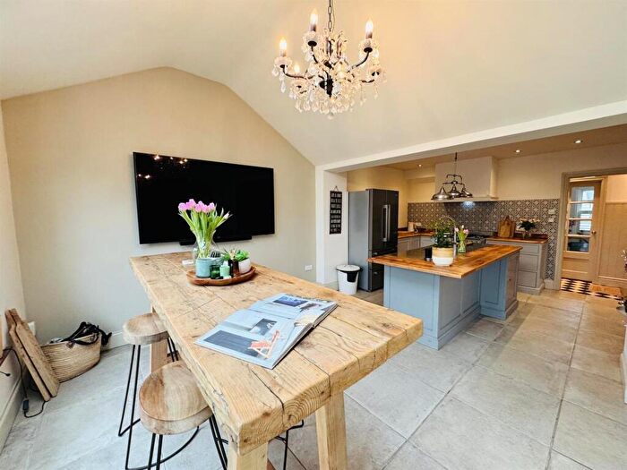 5 Bedroom House For Sale In North Side, Shadforth, Durham, DH6