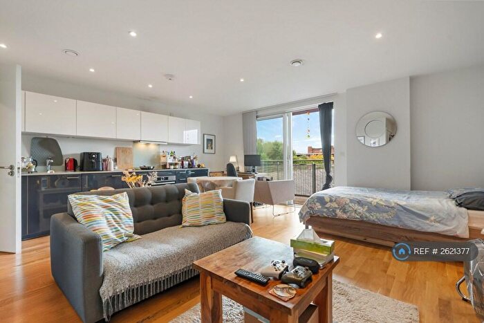 Studio To Rent In Station House, London, SE8