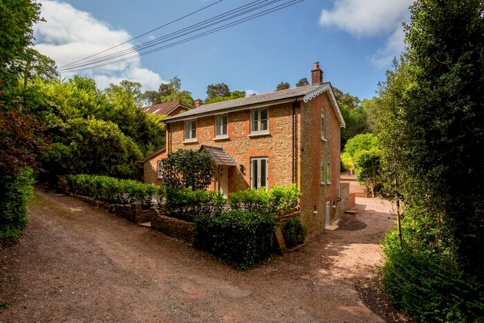 4 Bedroom Detached House To Rent In Bourne Grove Close, Lower Bourne, Farnham, GU10