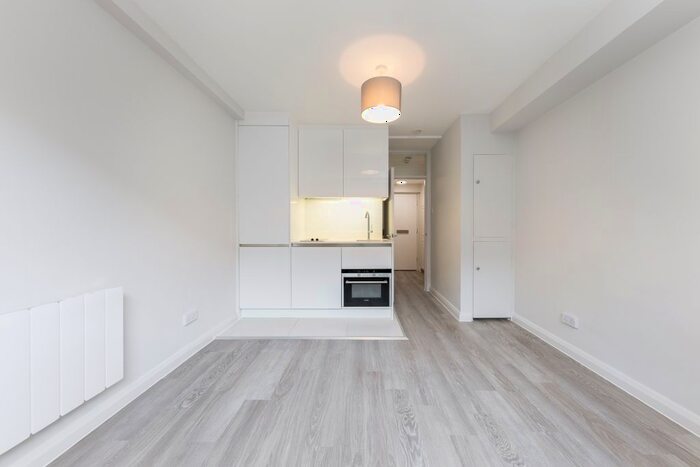 Studio To Rent In Sloane Street, London, SW1X