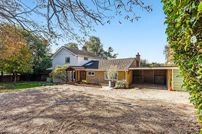 4 Bedroom Detached House For Sale In Carey Down, New Farm Road, Alresford, SO24