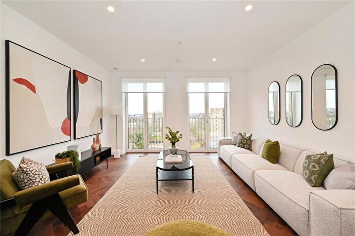 1 Bedroom Flat To Rent In Delamarre House |, NW2