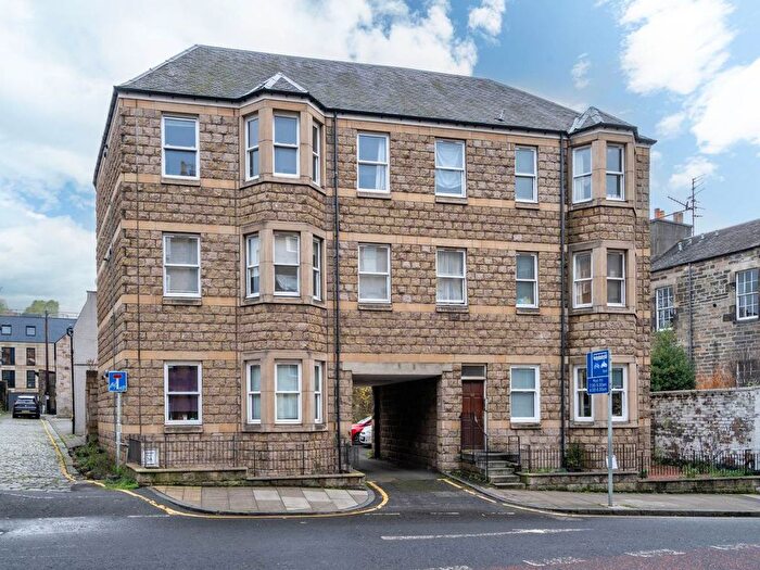 4 Bedroom Flat To Rent In East Preston Street, Newington, Edinburgh, EH8