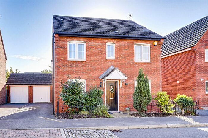 4 Bedroom Detached House For Sale In James Drive, Calverton, Nottinghamshire, NG14