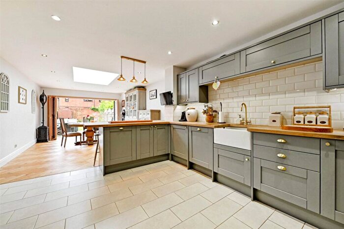 3 Bedroom Semi-Detached House For Sale In Crown Road, Marlow, Buckinghamshire, SL7
