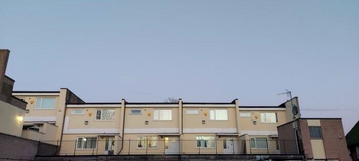 2 Bedroom Apartment To Rent In Weoley Castle Road, Birmingham, West Midlands, B29