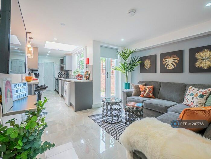 5 Bedroom Terraced House To Rent In Terry Road, Coventry, CV1