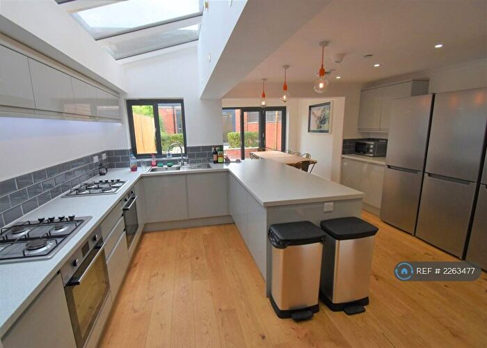 8 Bedroom Terraced House To Rent In Addington Road, Reading, RG1