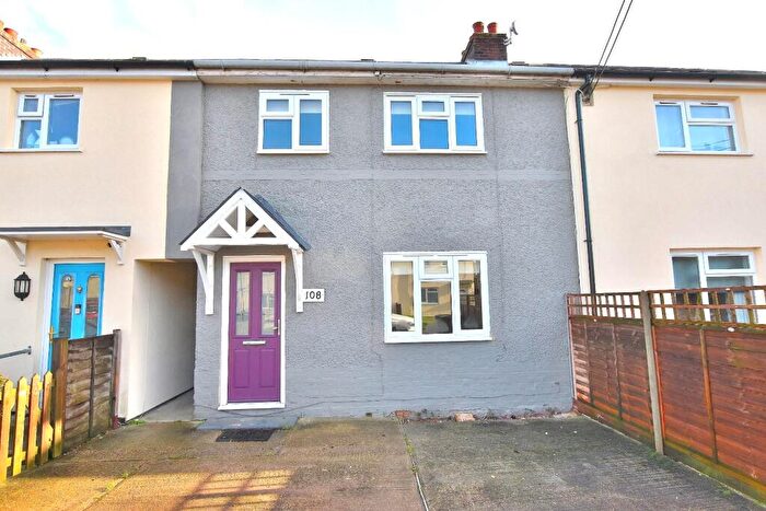 3 Bedroom Terraced House To Rent In Bartram Avenue, Braintree, CM7