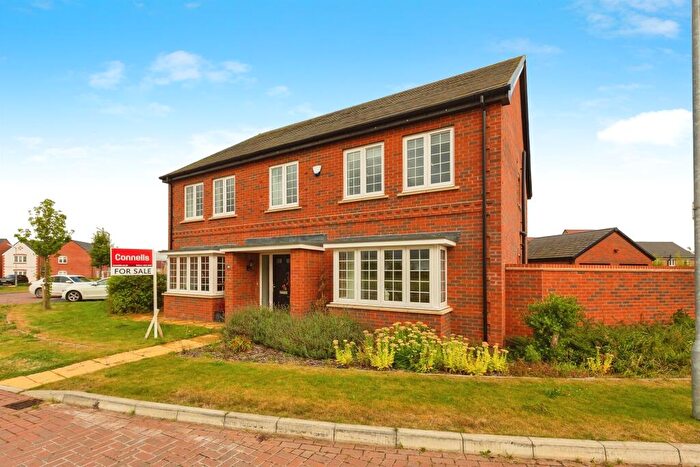 5 Bedroom Detached House For Sale In Edsell Crescent, Thame, OX9