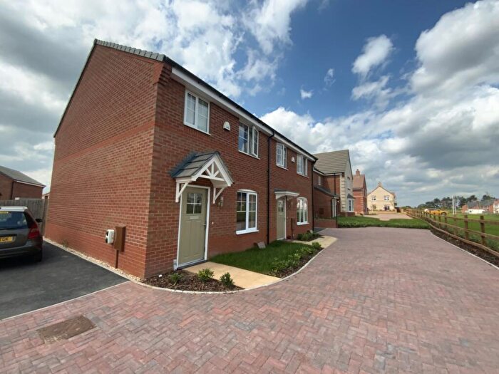 2 Bedroom Semi-Detached House To Rent In Power Grove, Bishops Tachbrook, CV33