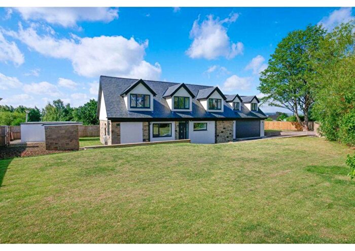 5 Bedroom Detached House For Sale In West Lane, Baildon, Shipley, BD17