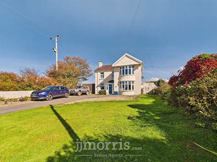 3 Bedroom Detached House For Sale In Hescwm Villa, Scleddau, Dwrbach, Fishguard, SA65