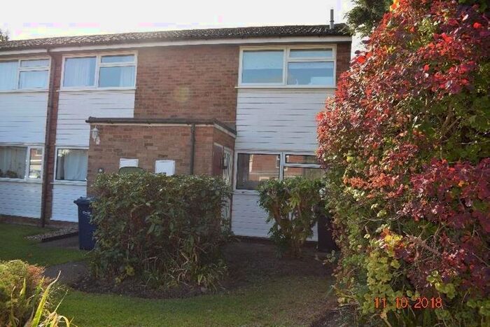 2 Bedroom Flat To Rent In Rothleigh Road, Cambridge CB1