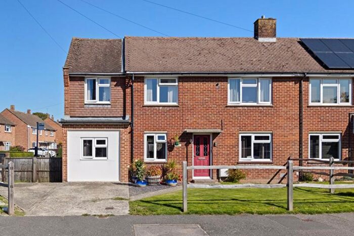 4 Bedroom Semi-Detached House For Sale In Oliver Whitby Road, Chichester, PO19