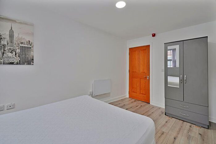 2 Bedroom Apartment To Rent In Flat A, Furnace Hill, Sheffield, S3