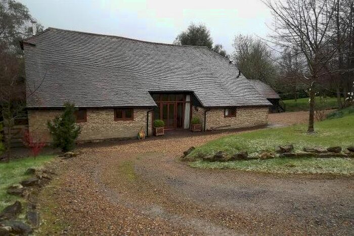 4 Bedroom Barn Conversion To Rent In Rushlake Green, Heathfield TN21
