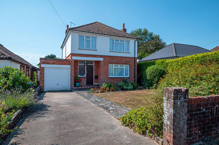 4 Bedroom Detached House For Sale In Warfield Crescent, Waterlooville, PO7