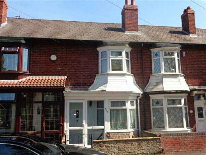 3 Bedroom House To Rent In Davey Road, Birmingham, B20